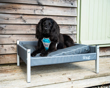 Load image into Gallery viewer, Henry Wag Brecon Adventure Bed