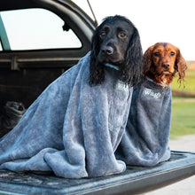 Load image into Gallery viewer, Henry Wag Highly Absorbent Microfiber Dog Drying Bag