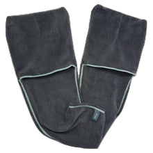 Load image into Gallery viewer, Henry Wag Pet Glove Towel